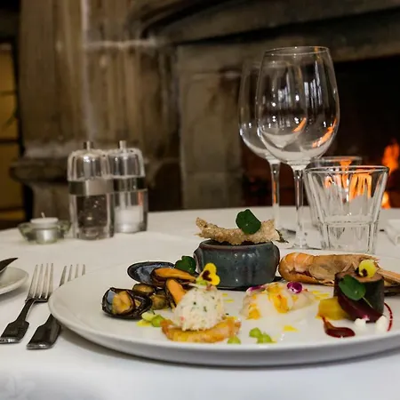 אורחן The Cleveland Tontine