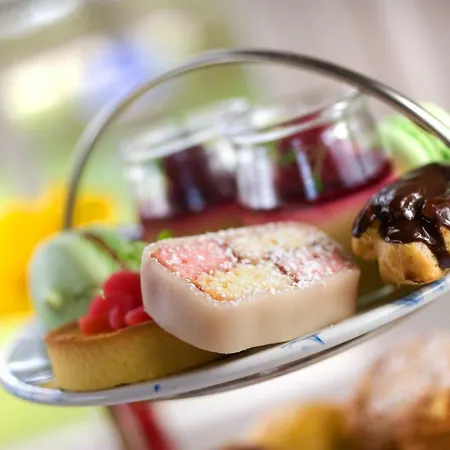 The Cleveland Tontine