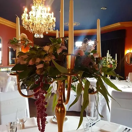 אורחן The Cleveland Tontine