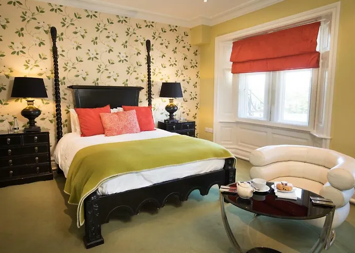 The Cleveland Tontine