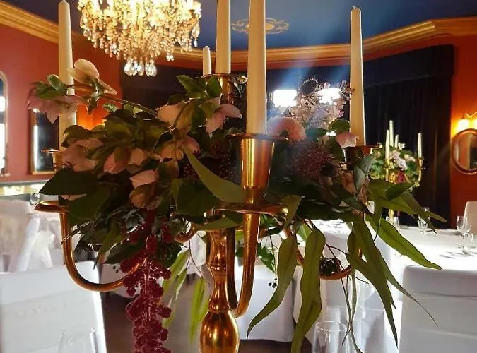 Inn The Cleveland Tontine